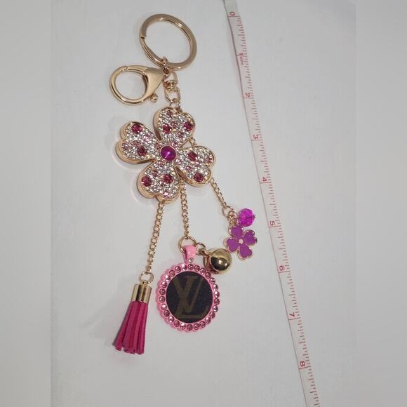 Louis Vuitton Canvas Gold Pink Keychain Rhinestones Flower Charms - Picture 6 of 7